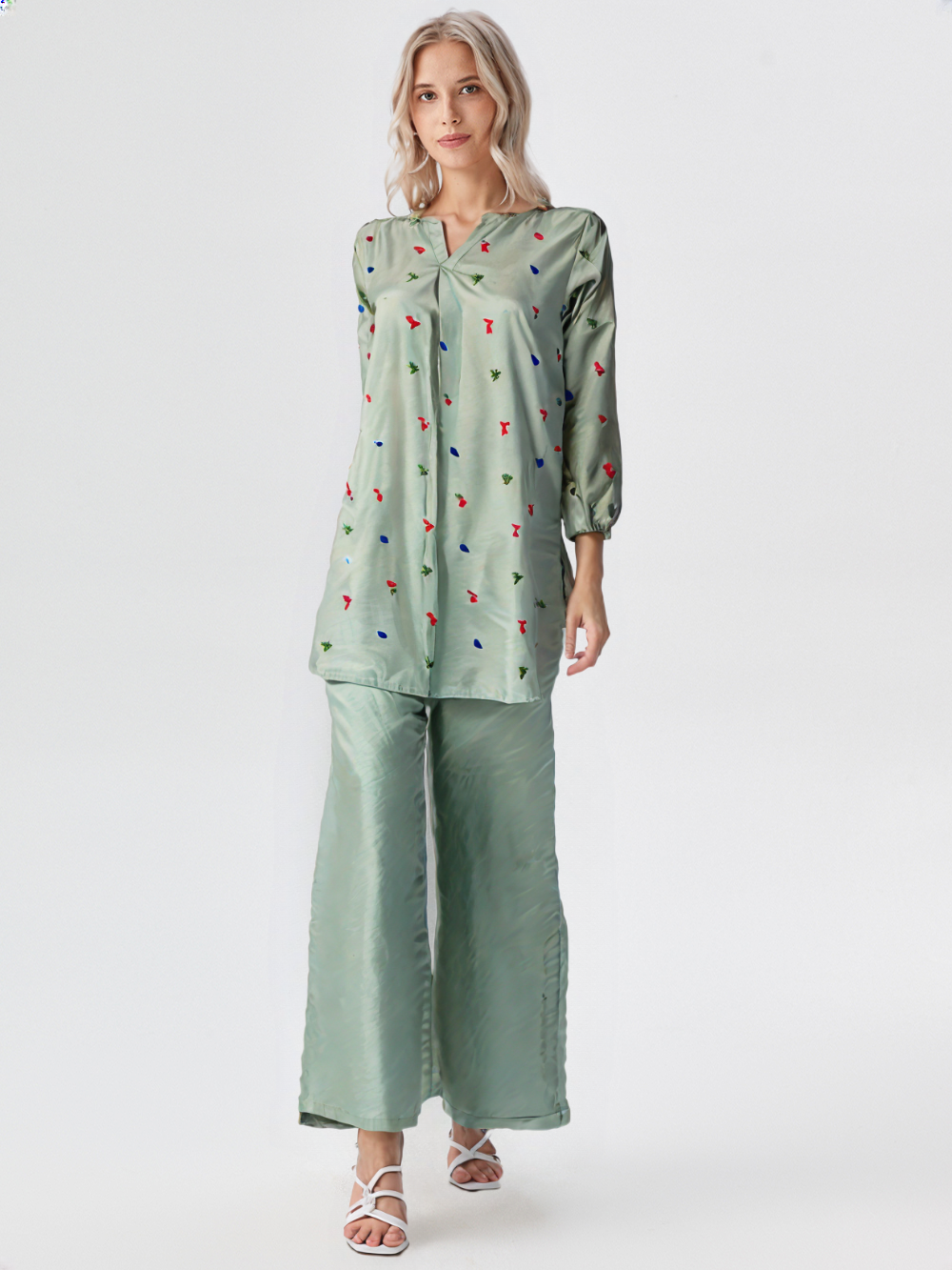 Blossom – Embroidered Co-ord Set with Side Pockets