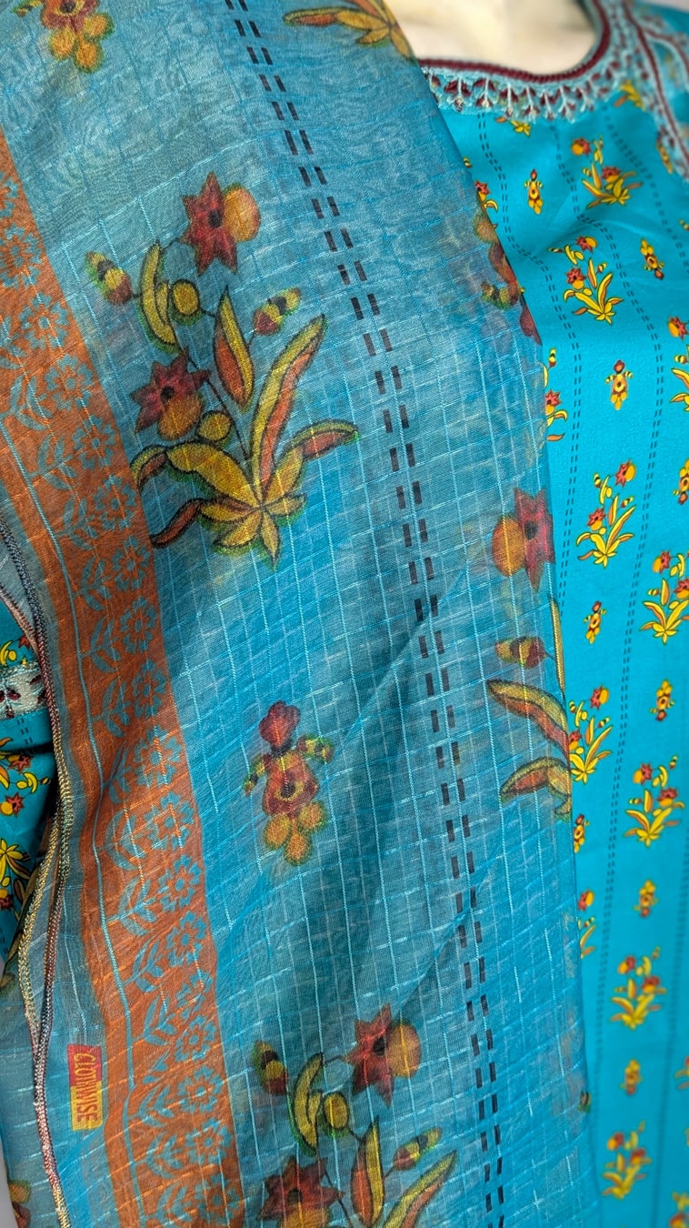 Noor-e-Nawazish β 3 Piece Embroidered Lawn Suit with Embroidered Shirt & Trouser