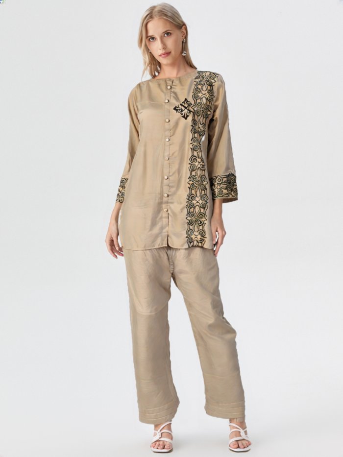 Etchline – Where Patterns Speak in Threads.