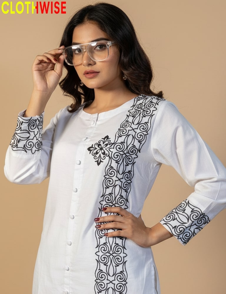 womens wearing clothwise co-ord set