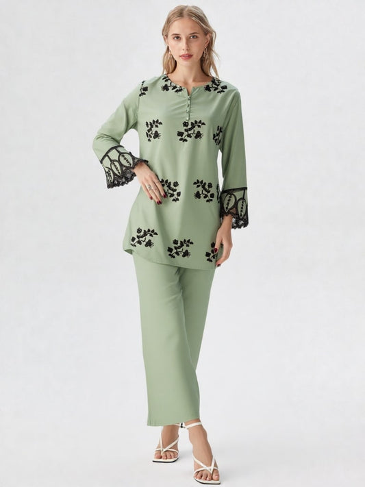 Florielle – 2-Piece Cotton Co-Ord | Delicate Floral Embroidery in a Soft Blush Hue”