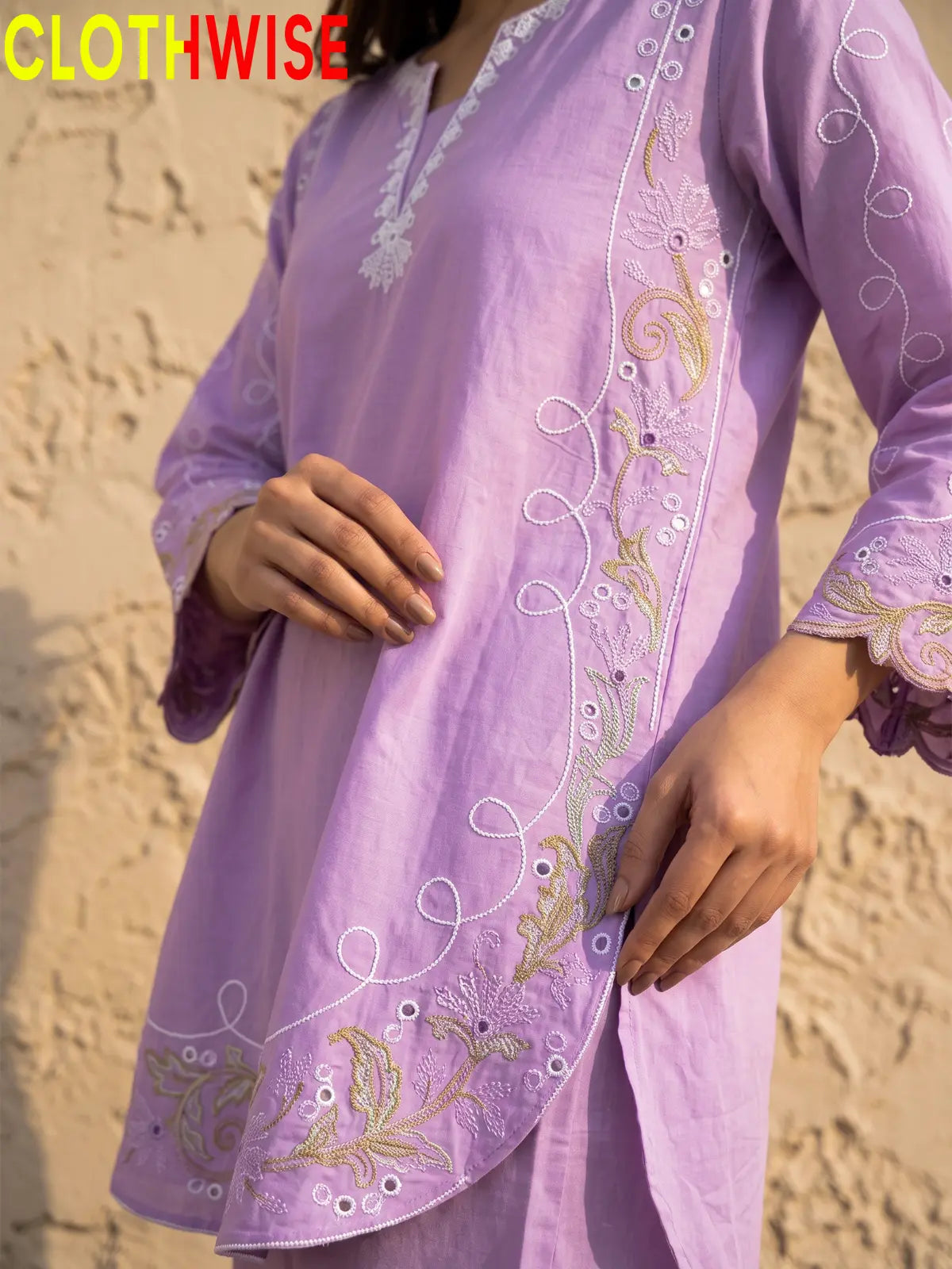 Haseen Lavender embroidered lawn suit - daman embroidery close-up