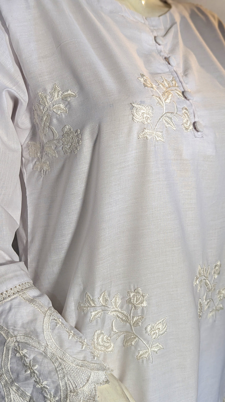 Florielle – 2-Piece Cotton Co-Ord | Delicate Floral Embroidery in a Soft Blush Hue