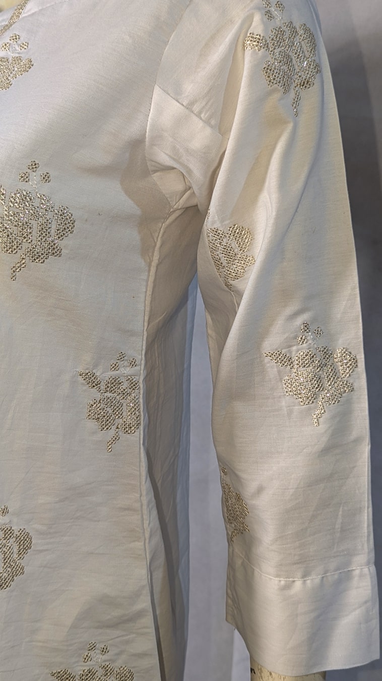 Chandni – Embroidered Co-ord Set by Clothwise