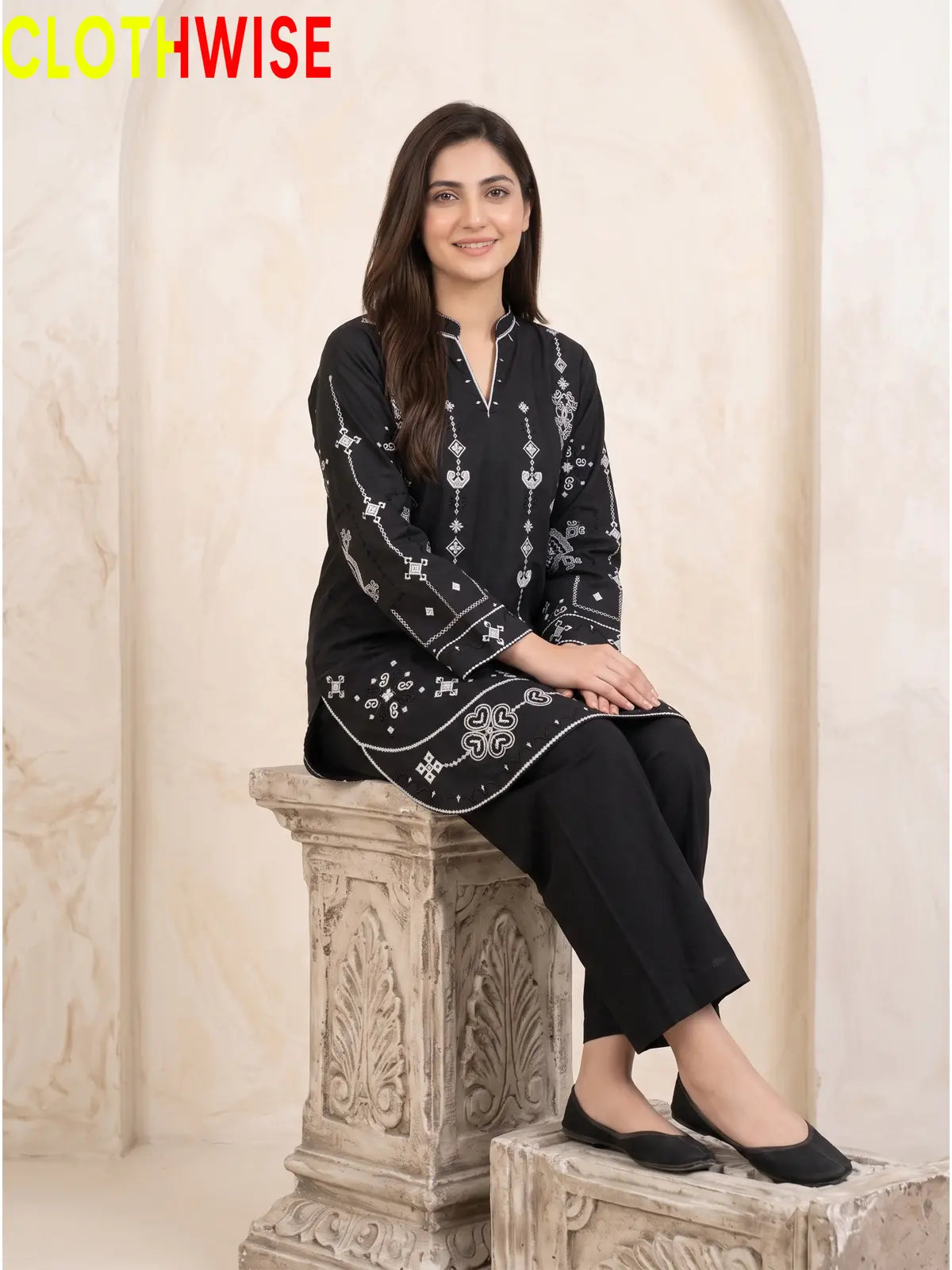 Taana Baana Black 2-Pc Suit – Sitting View