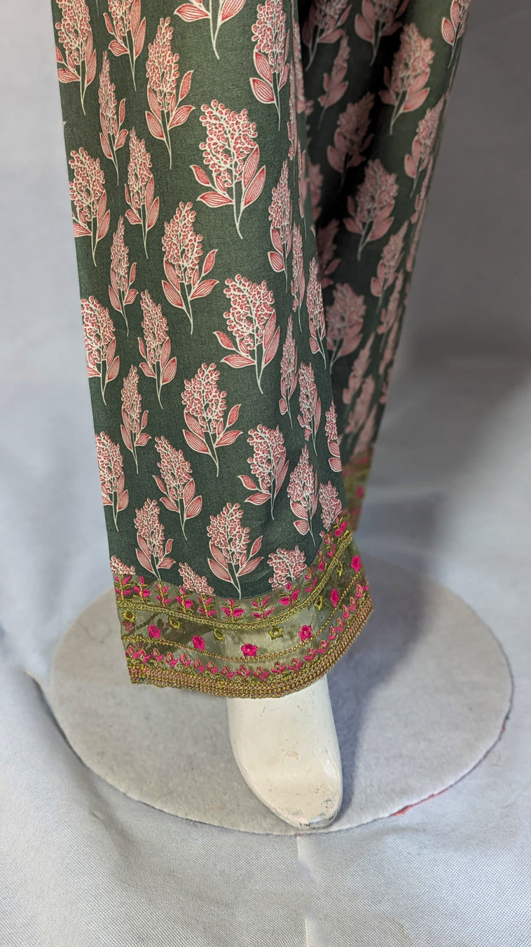 Noor-e-Nawazish – 3 Piece Embroidered Lawn Suit with Embroidered Shirt & Trouser