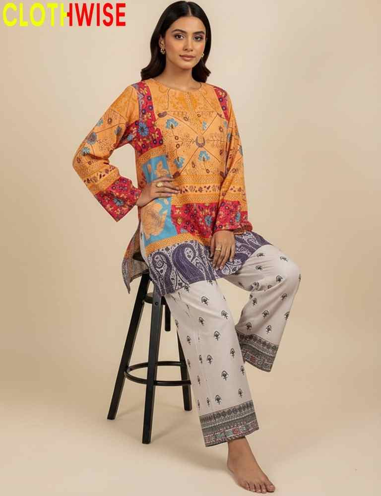 womens wearing clothwise co-ord set 