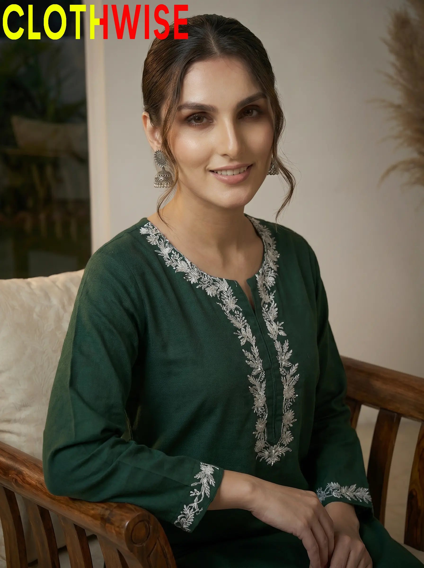 Naqsh Green Embroidered Cotton Co-ord Set Close-up Embroidery Detail – Clothwise