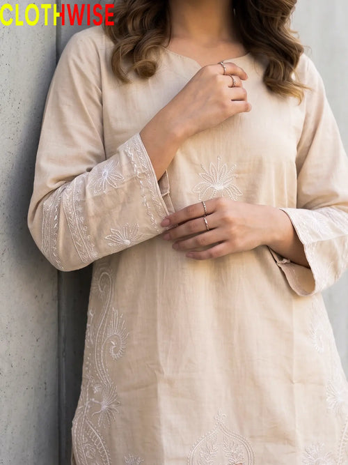 Petal ivory co-ord set - embroidery closeup detail