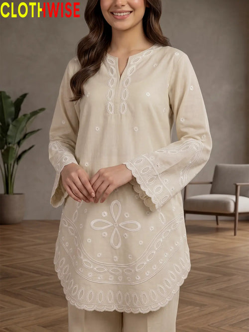 Aarzo embroidered lawn suit ivory embroidery closeup