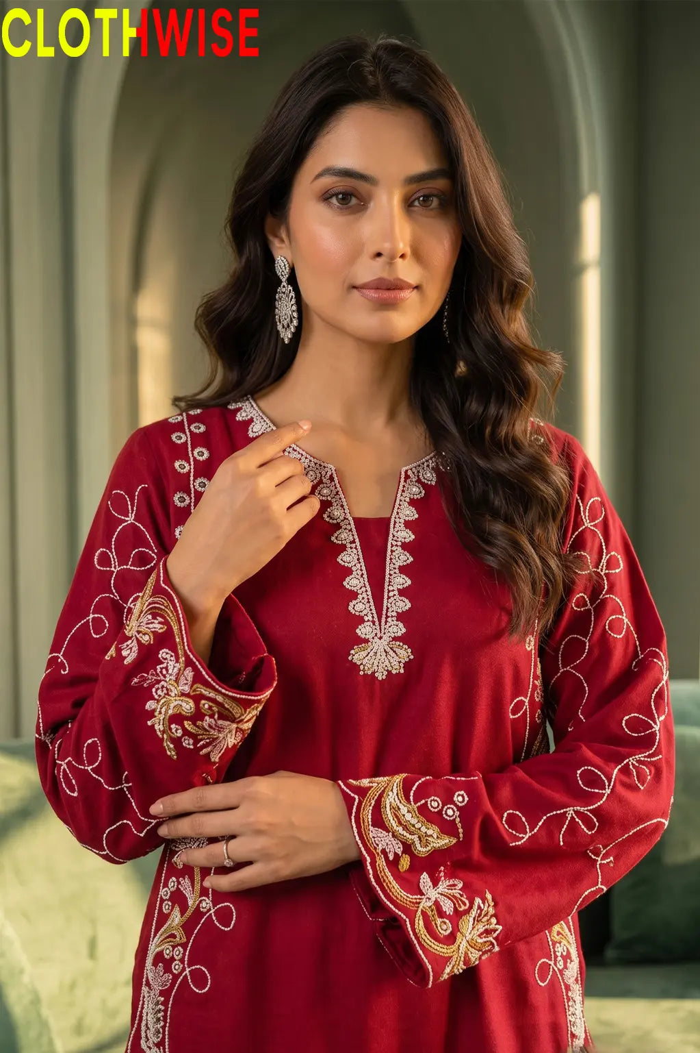Zarnish Maroon 2-piece embroidered suit - embroidery close-up