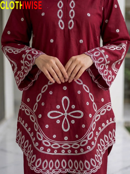 Aarzo embroidered lawn suit maroon embroidery closeup