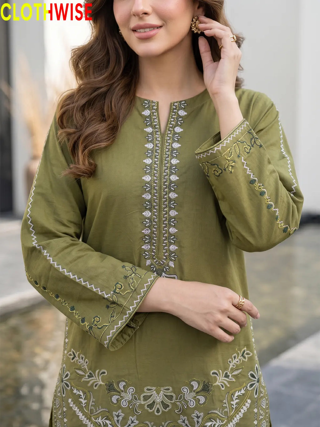Naqsh Olive embroidered 2-piece cotton suit - close up embroidery detail
