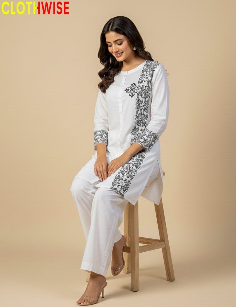 beautiful girl wearing clothwise co-ord set