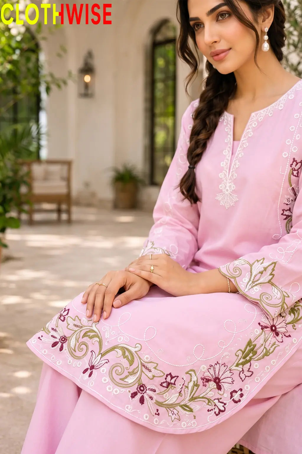 Zarnish Pink 2-piece embroidered suit - embroidery close-up
