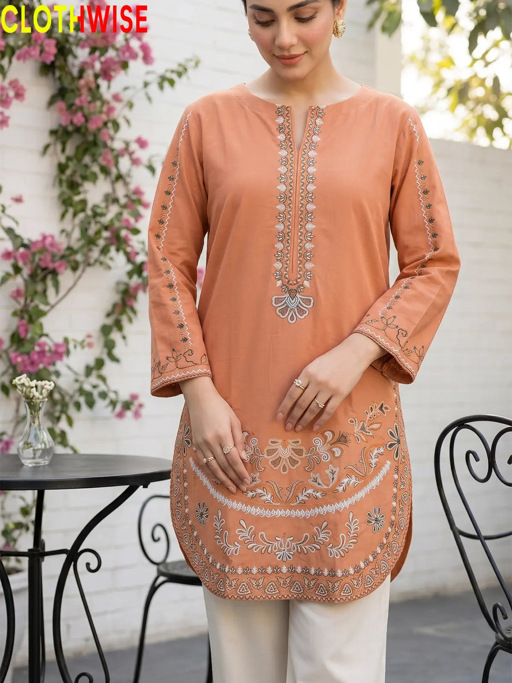 Naqsh Rust embroidered 2-piece cotton suit - close up embroidery detail