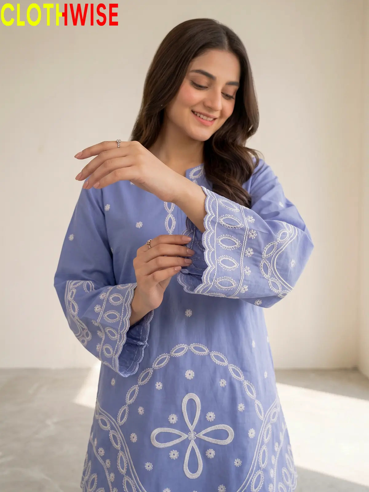 Aarzo embroidered lawn suit sky blue embroidery closeup