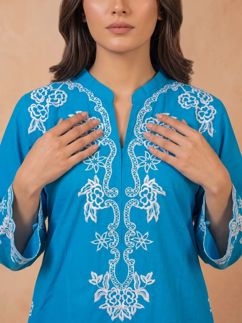 Muskaan Teal Suit – Embroidered Neckline Detail
