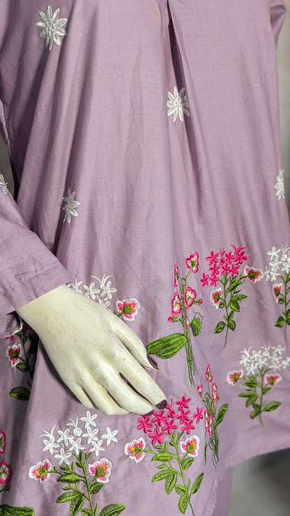 Noor – Aesthetic Embroidered Co-Ord Set