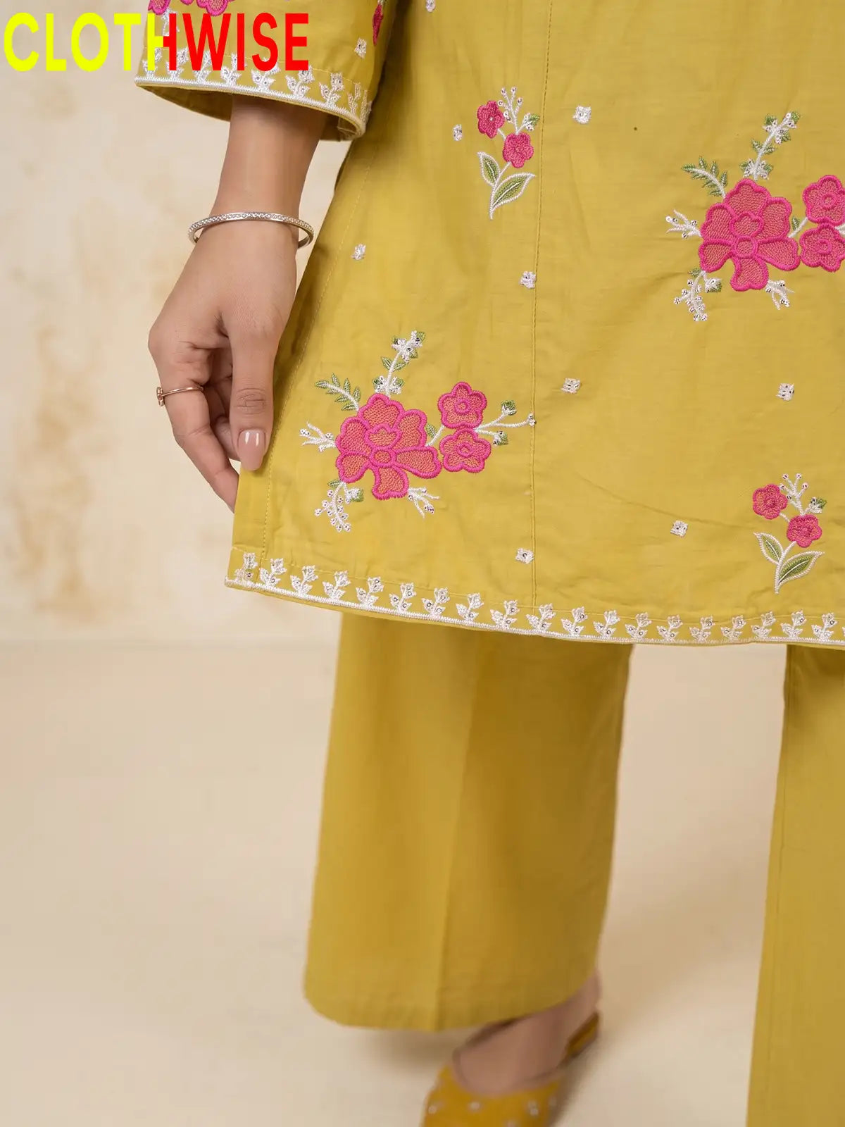 Marias Yellow embroidered co-ord set - daman closeup - CLOTHWISE